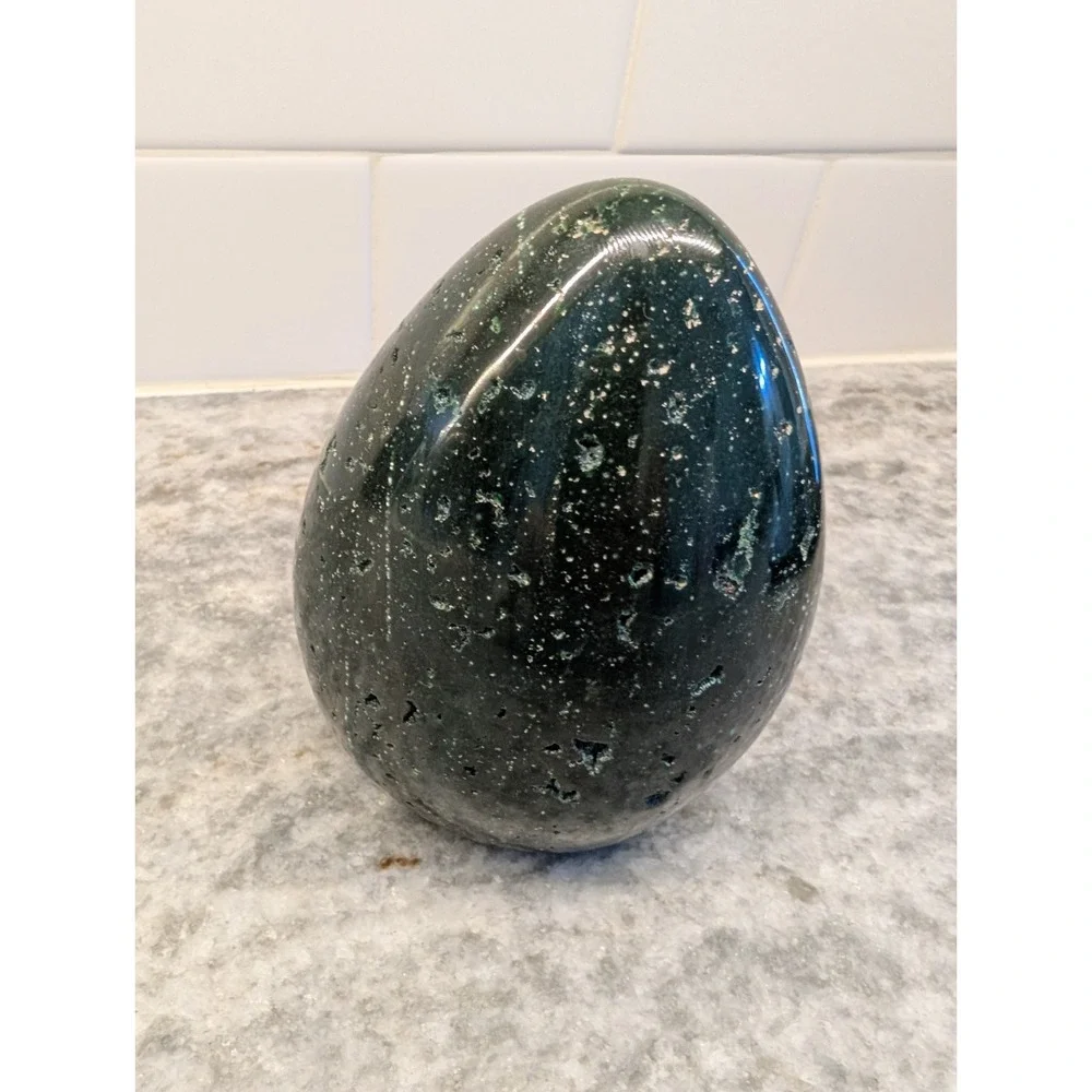 Large Polished Green Serpentine Stone Egg Sculpture Natural Stone Paperweight 4